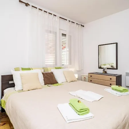 Awesome In Mlini With Jacuzzi Apartment *